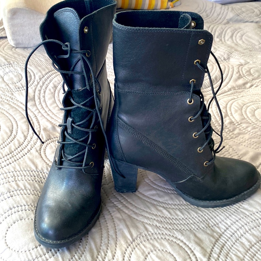 Timberland boots very good condition size 7 1/2